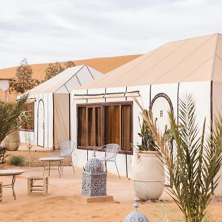 Caravanserai Luxury Desert Tented Camp Merzuga Kültér fotó