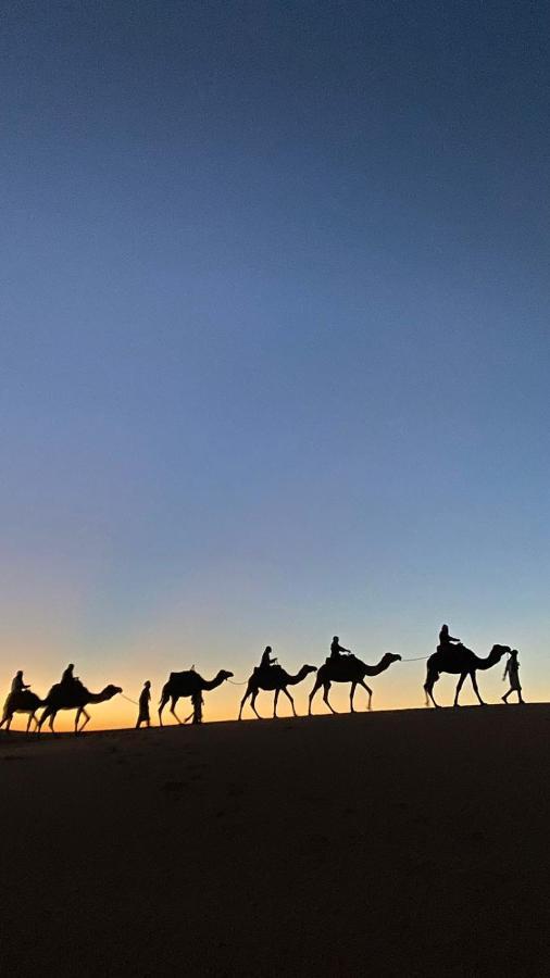 Caravanserai Luxury Desert Tented Camp Merzuga Kültér fotó