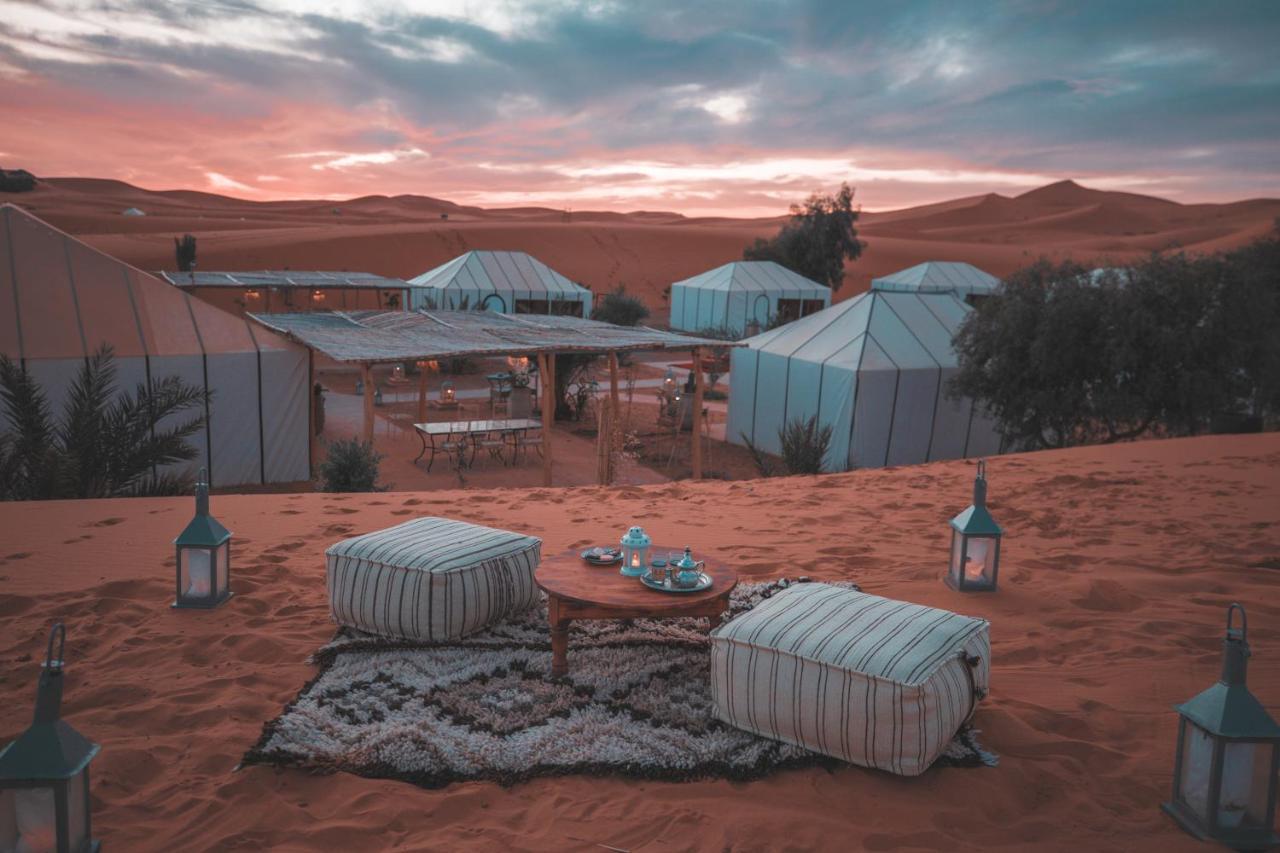 Caravanserai Luxury Desert Tented Camp Merzuga Kültér fotó